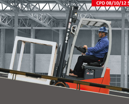 De CPD SH heftruck van Heli maakt efficient en veilig werken in magazijnruimtes extra eenvoudig