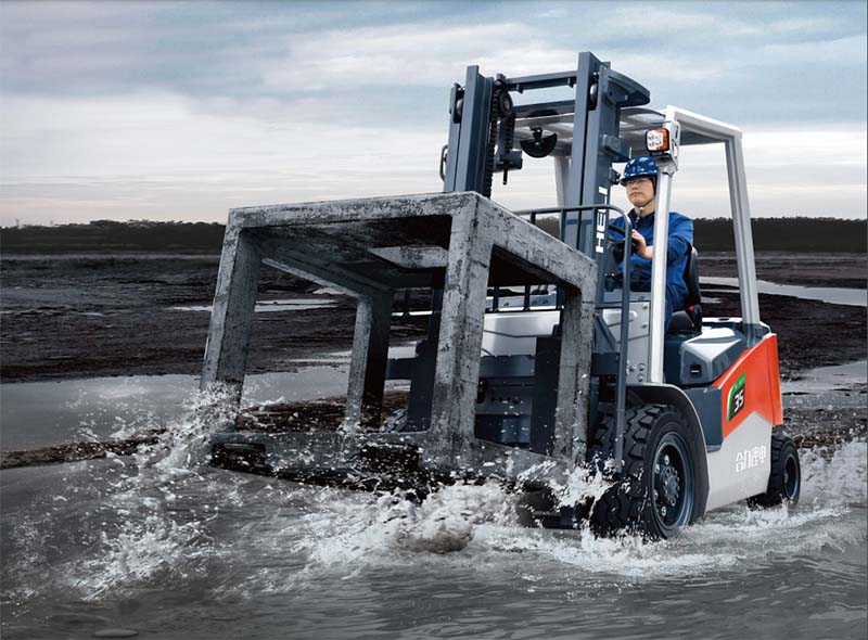 De Heli Heftruck CPD 1.5 tot 3.8 ton is voorbereid om alle omstandigheden
